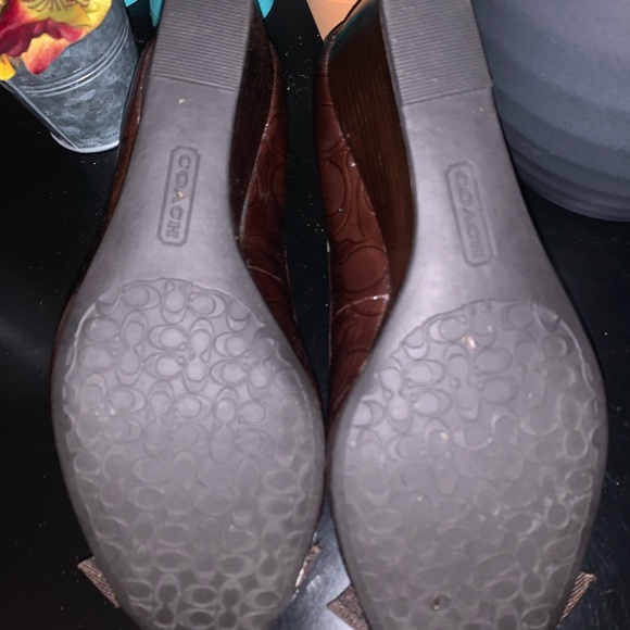 Coach Poppy Jaden Brown Patent Wedges Size 9.5 - Picture 4 of 7